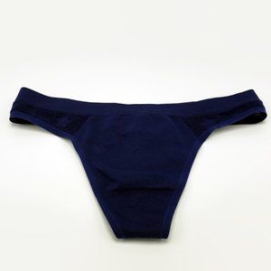 New Victoria’s Secret thong panty S NWT